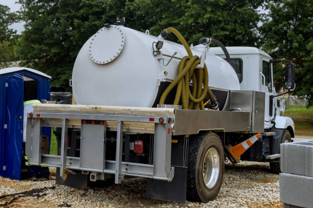 Best Construction site porta potty rental  in Elfers, FL